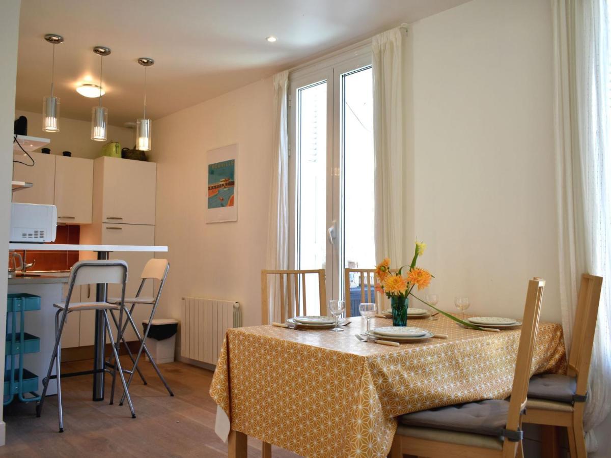 Apartment Les Roches By Interhome Trouville-sur-mer Exteriör bild